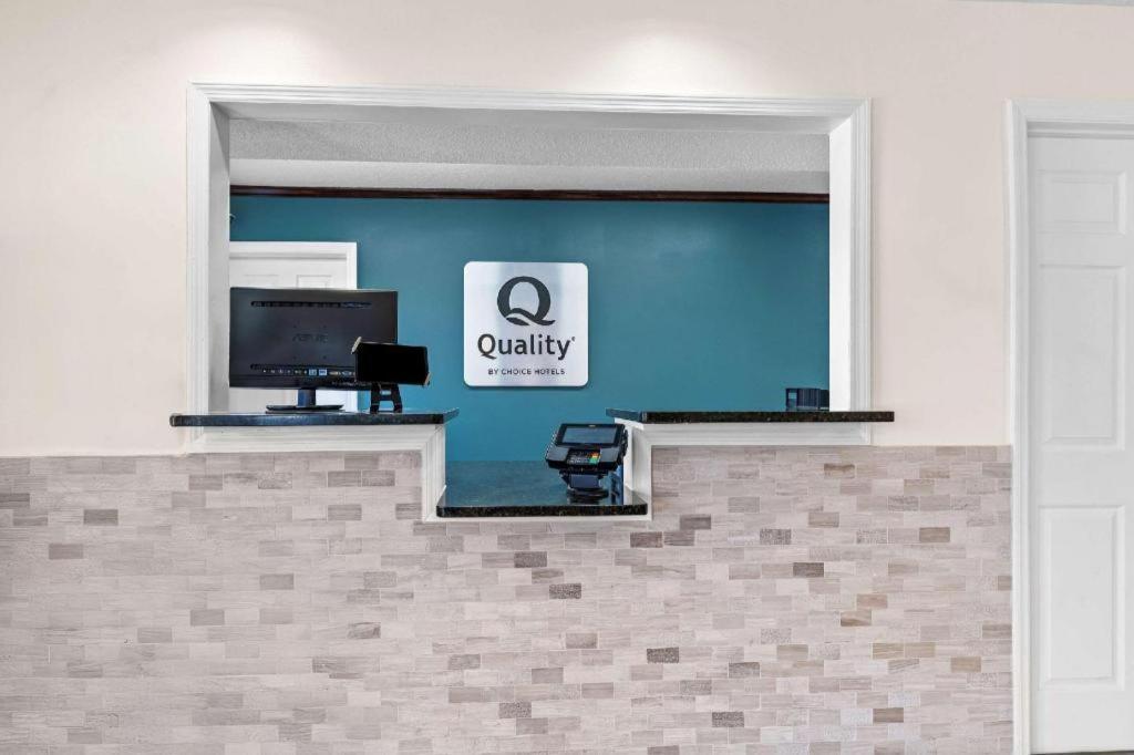 Quality Inn Eastman Екстер'єр фото